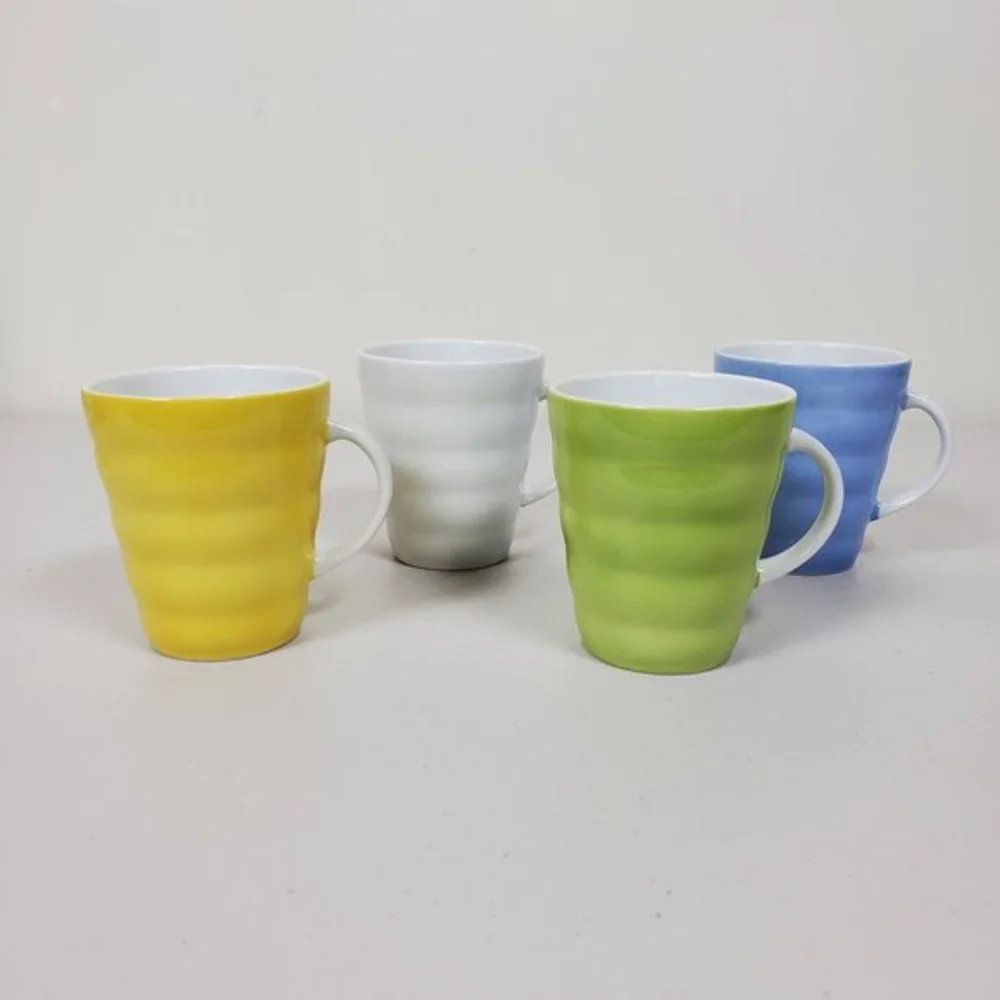 Williams Sonoma Mugs Pastel Colors Set of‎ 4